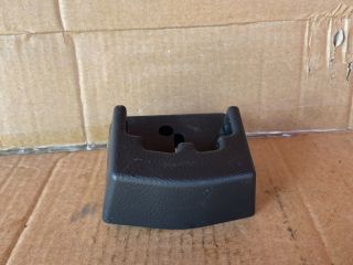 bontott MAZDA 6 Jobb Kalaptartó Tartó Konzol