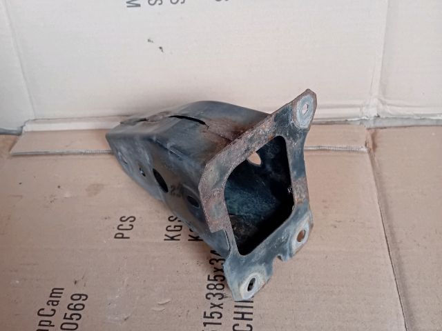 bontott MAZDA 6 Jobb Lökhárító Tartó Nyúlványvég