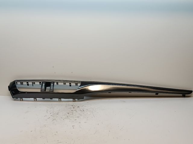 bontott MAZDA 6 Jobb Műszerfal Díszléc