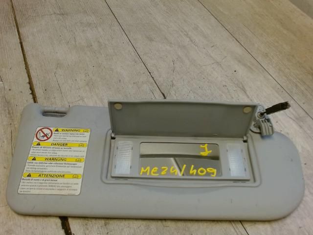 bontott MAZDA 6 Jobb Napellenző