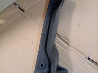 bontott MAZDA 6 Jobb Sárvédő Csavar Burkolat