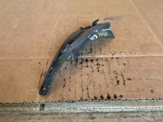 bontott MAZDA 6 Jobb Szélvédő Alatti Vízelvezető Műanyag