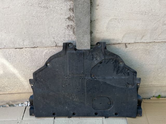 bontott MAZDA 6 Kartervédő