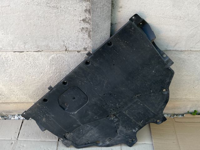 bontott MAZDA 6 Kartervédő