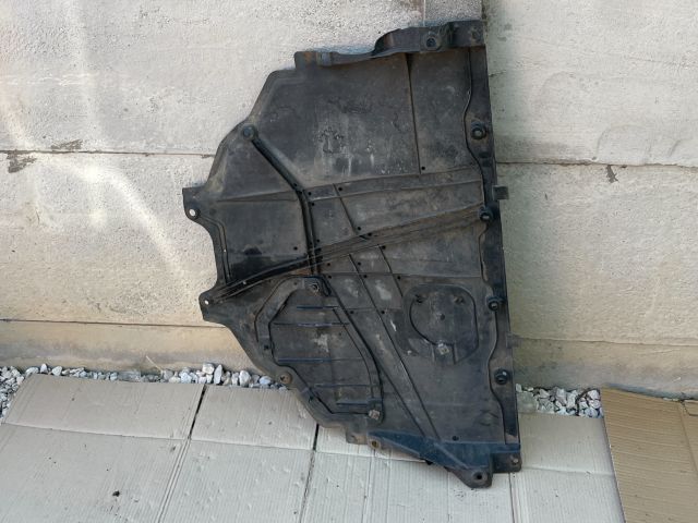 bontott MAZDA 6 Kartervédő