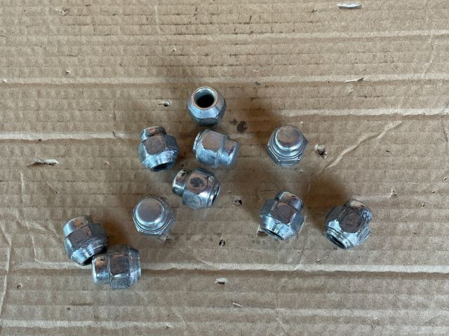 bontott MAZDA 6 Kerék Csavar Szett