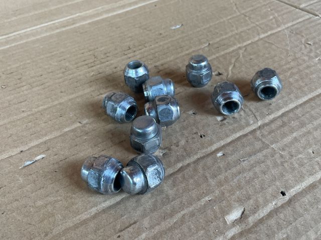 bontott MAZDA 6 Kerék Csavar Szett