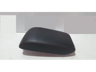 bontott MAZDA 6 Könyöklő