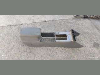 bontott MAZDA 6 Könyöklő