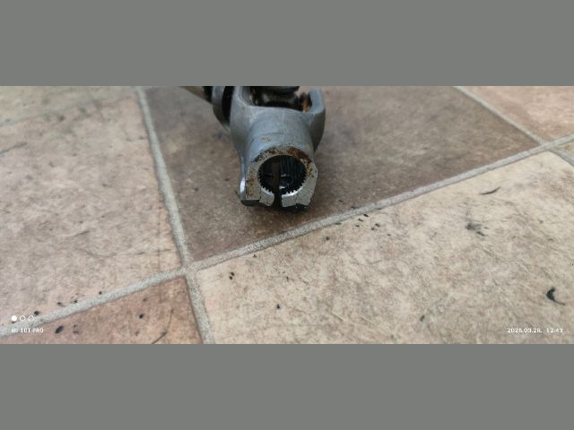 bontott MAZDA 6 Kormányoszlop