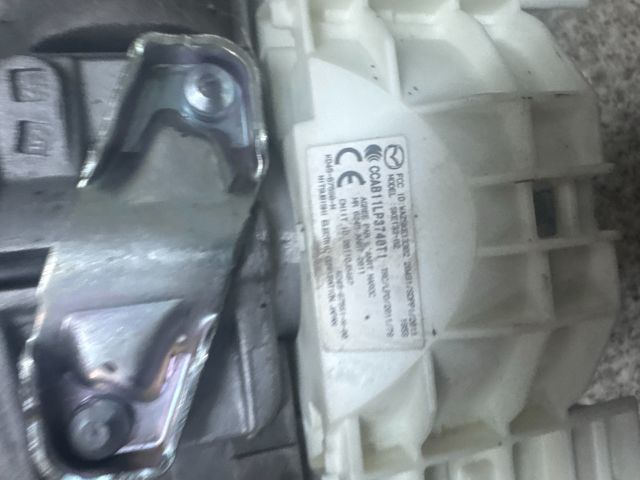 bontott MAZDA 6 Kormányoszlop