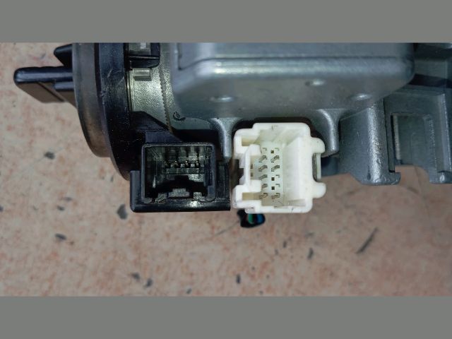 bontott MAZDA 6 Kormányzár (Elektromos)