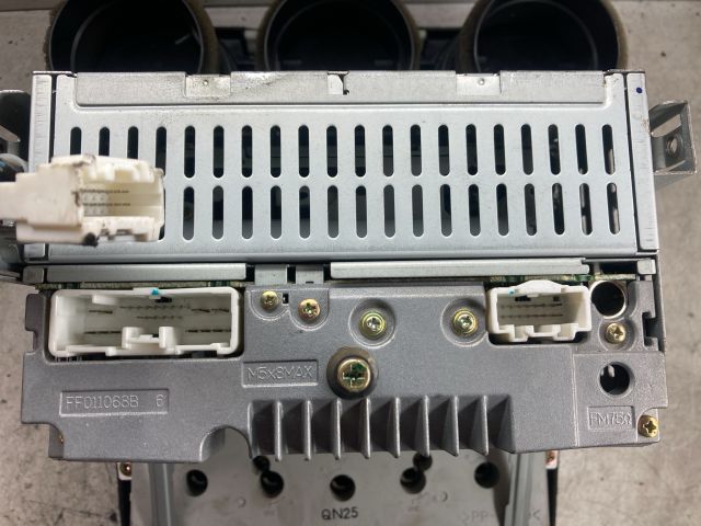 bontott MAZDA 6 Középkonzol Vezérlő Panel