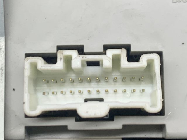 bontott MAZDA 6 Középkonzol Vezérlő Panel