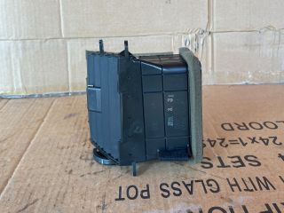 bontott MAZDA 6 Középső Bal Szellőző