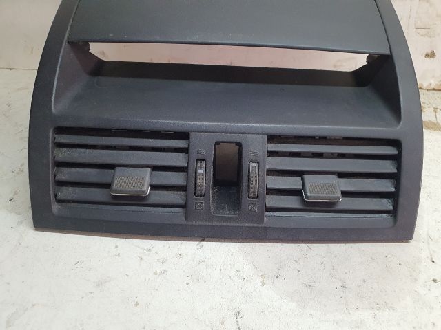 bontott MAZDA 6 Középső Szellőző