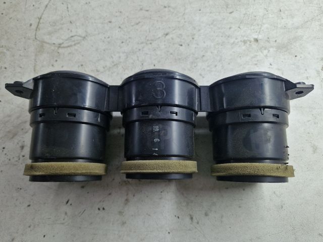 bontott MAZDA 6 Középső Szellőző