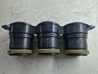 bontott MAZDA 6 Középső Szellőző