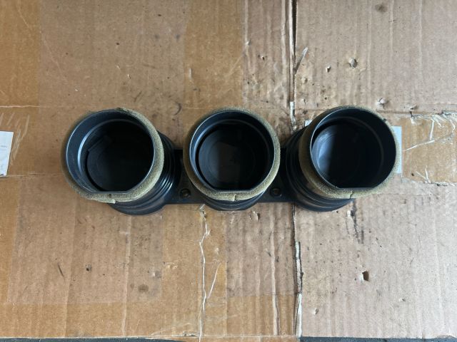 bontott MAZDA 6 Középső Szellőző