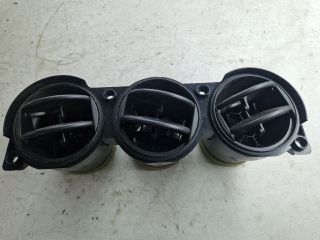 bontott MAZDA 6 Középső Szellőző