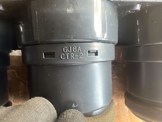 bontott MAZDA 6 Középső Szellőző