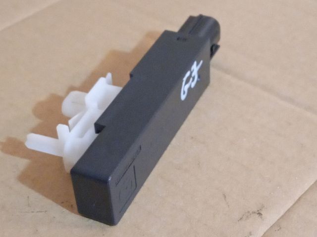 bontott MAZDA 6 Kulcs Nélküli Nyitás Jeladó