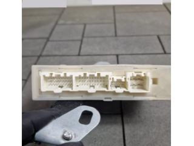 bontott MAZDA 6 Kulcs Nélküli Nyitás Jeladó