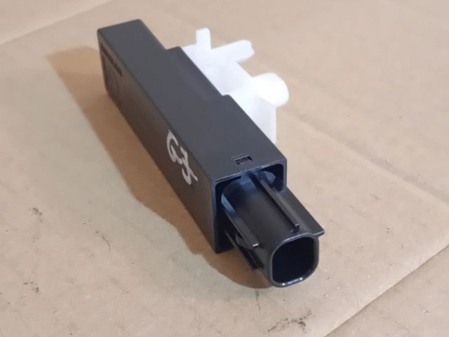 bontott MAZDA 6 Kulcs Nélküli Nyitás Jeladó