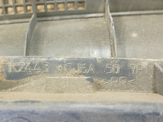 bontott MAZDA 6 Levélrács