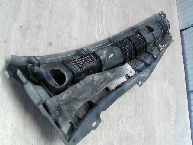 bontott MAZDA 6 Levélrács