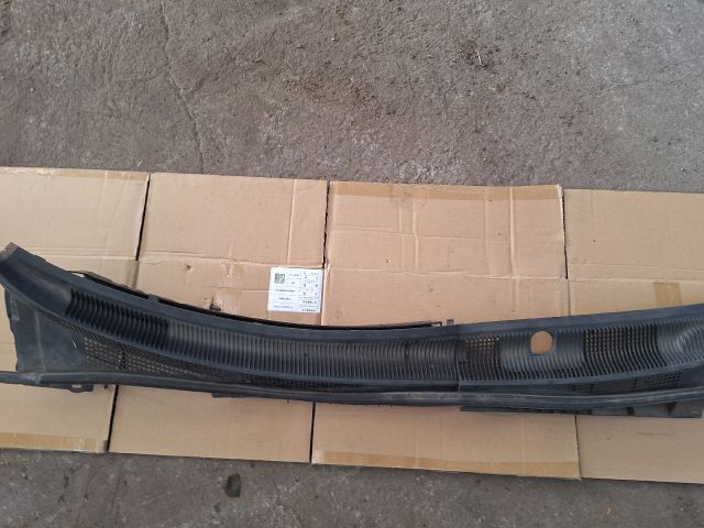 bontott MAZDA 6 Levélrács