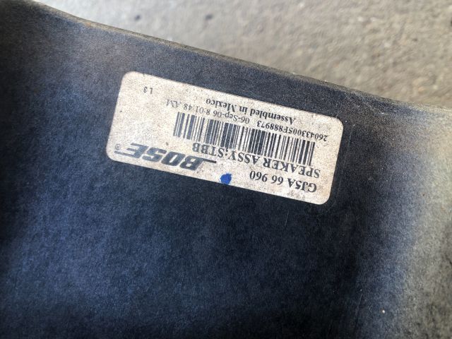 bontott MAZDA 6 Mélynyomó Hangszóró