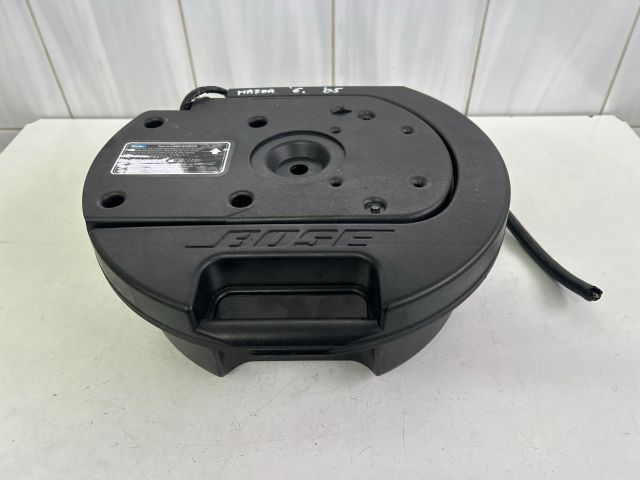 bontott MAZDA 6 Mélynyomó Hangszóró