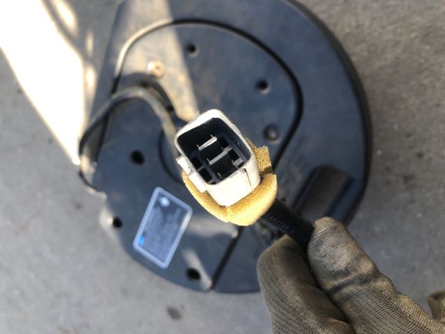 bontott MAZDA 6 Mélynyomó Hangszóró