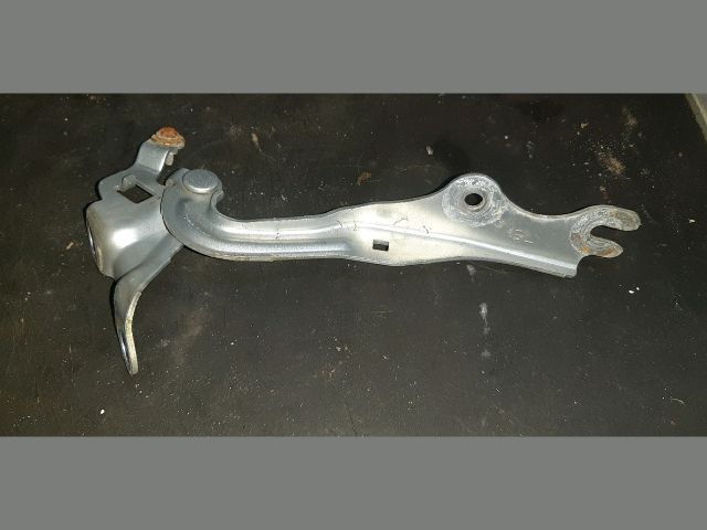 bontott MAZDA 6 Motorháztető Bal Zsanér