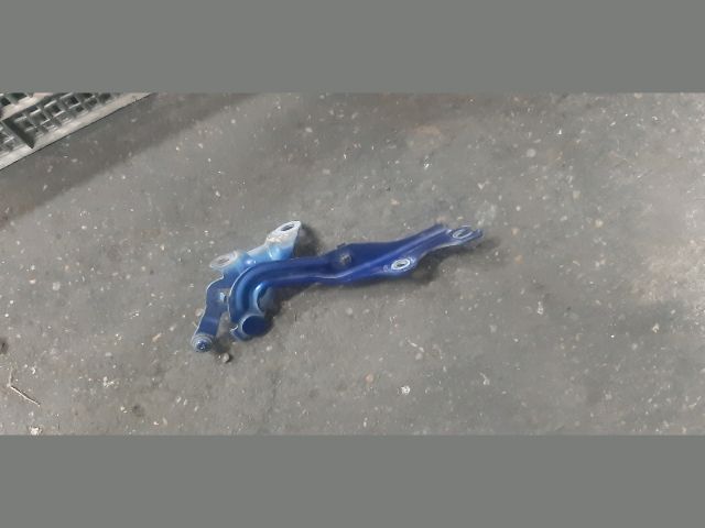 bontott MAZDA 6 Motorháztető Jobb Zsanér