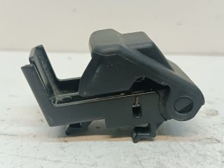 bontott MAZDA 6 Motorháztető Nyitó Kar / Gomb