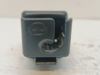 bontott MAZDA 6 Motorháztető Nyitó Kar / Gomb