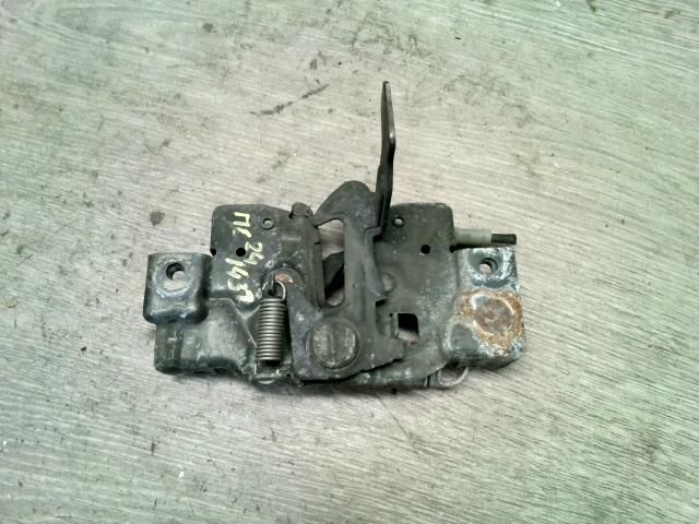 bontott MAZDA 6 Motorháztető Zárszerkezet