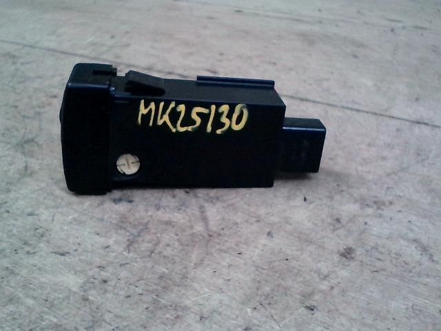 bontott MAZDA 6 Műszerfal Fényerő Szabályzó