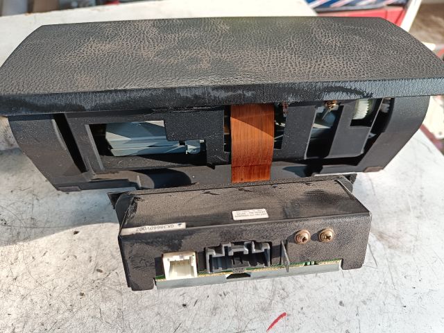 bontott MAZDA 6 Navigációs Fejegység