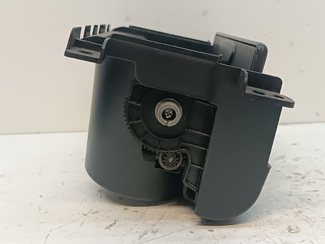 bontott MAZDA 6 Pohártartó