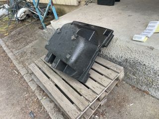 bontott MAZDA 6 Pótkerék Szerszámtartó