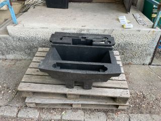 bontott MAZDA 6 Pótkerék Szerszámtartó