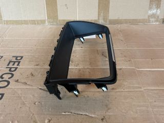 bontott MAZDA 6 Rádió / CD Keret