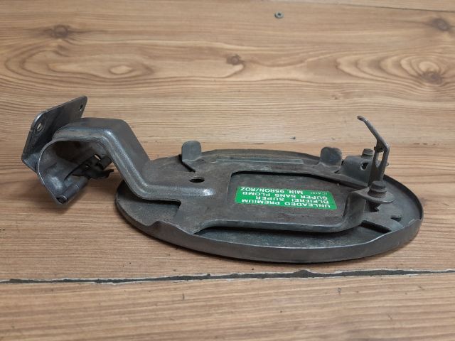 bontott MAZDA 6 Tankajtó