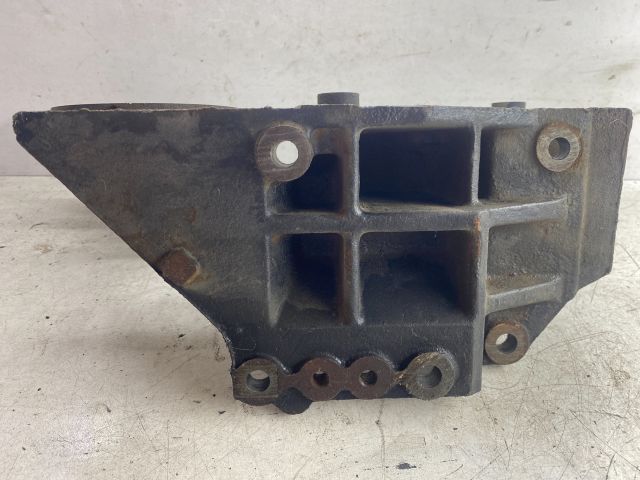 bontott MAZDA 6 Tartó Bak