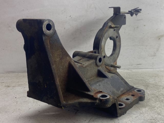 bontott MAZDA 6 Tartó Bak