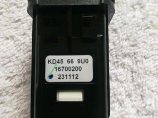 bontott MAZDA 6 USB Aljzat
