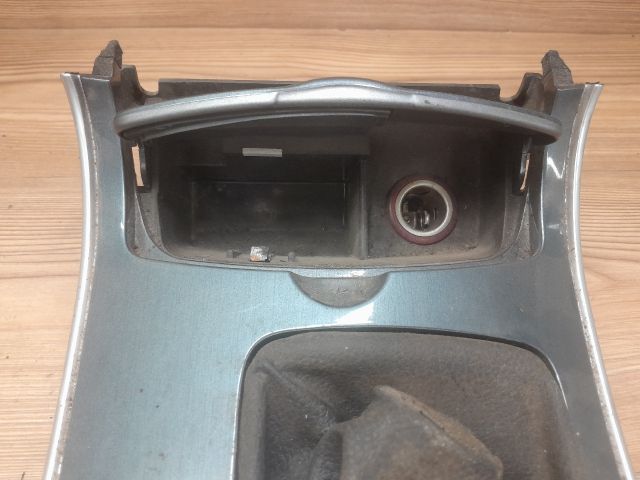 bontott MAZDA 6 Váltókar Keret